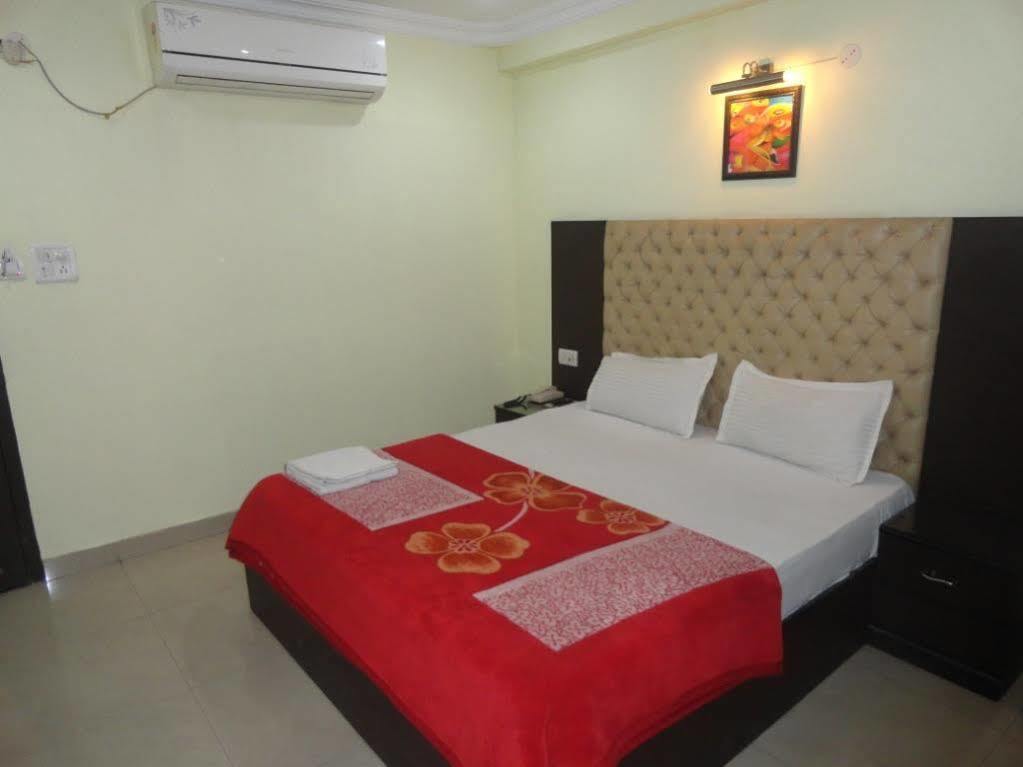 Le Grand Hotel Haridwār Exterior foto